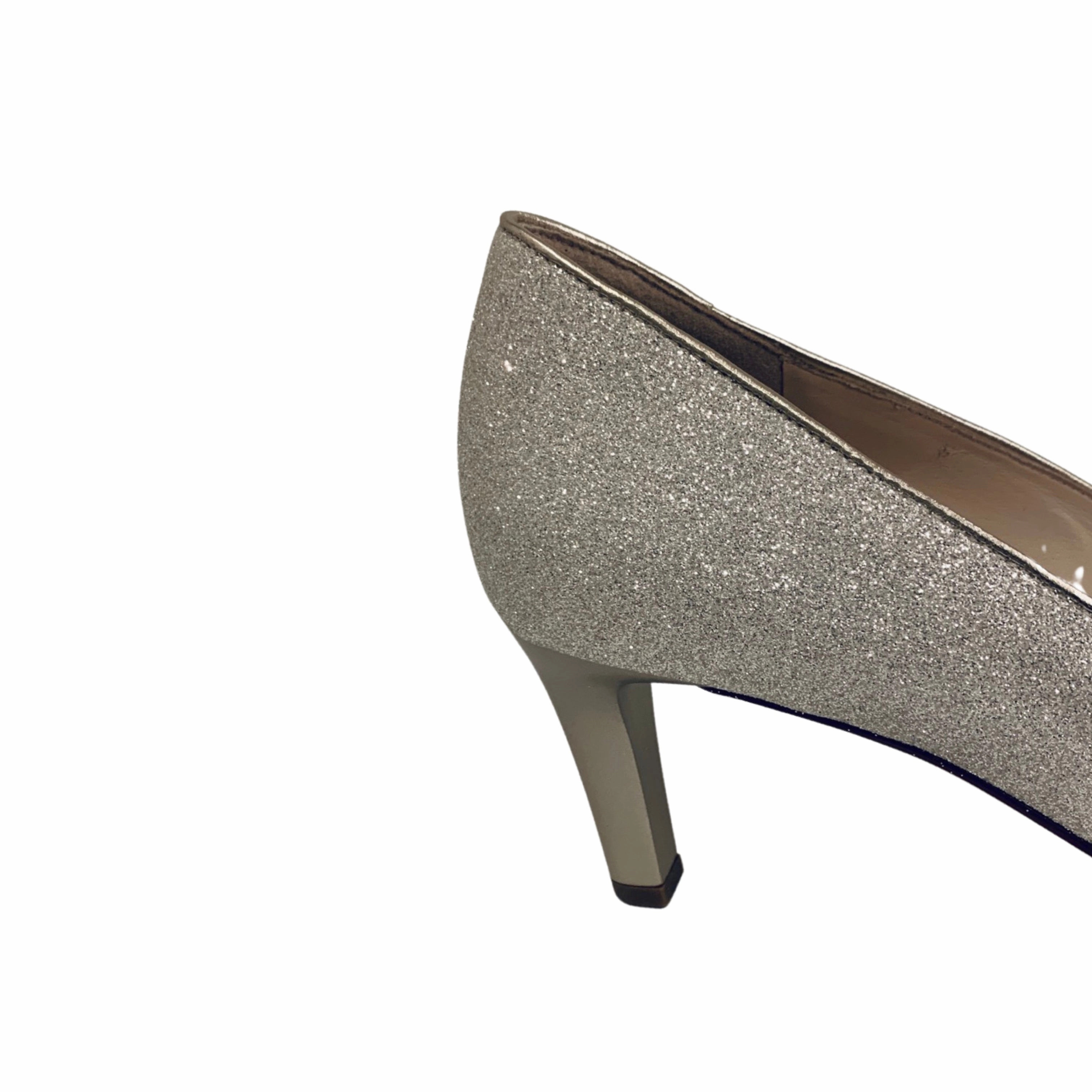 136748 Shimmer with Gold Trim Pump