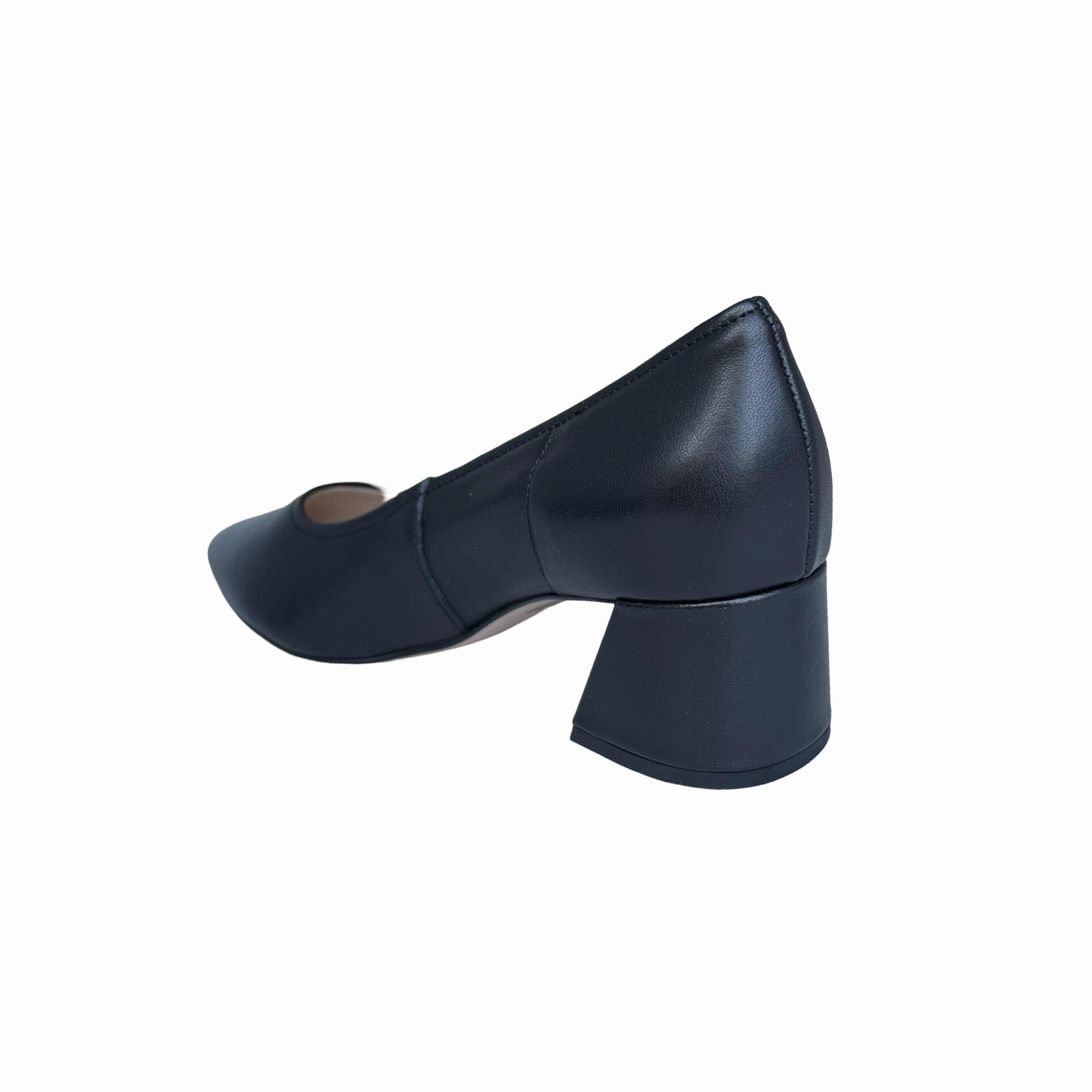 7-104500 Black Leather Pump