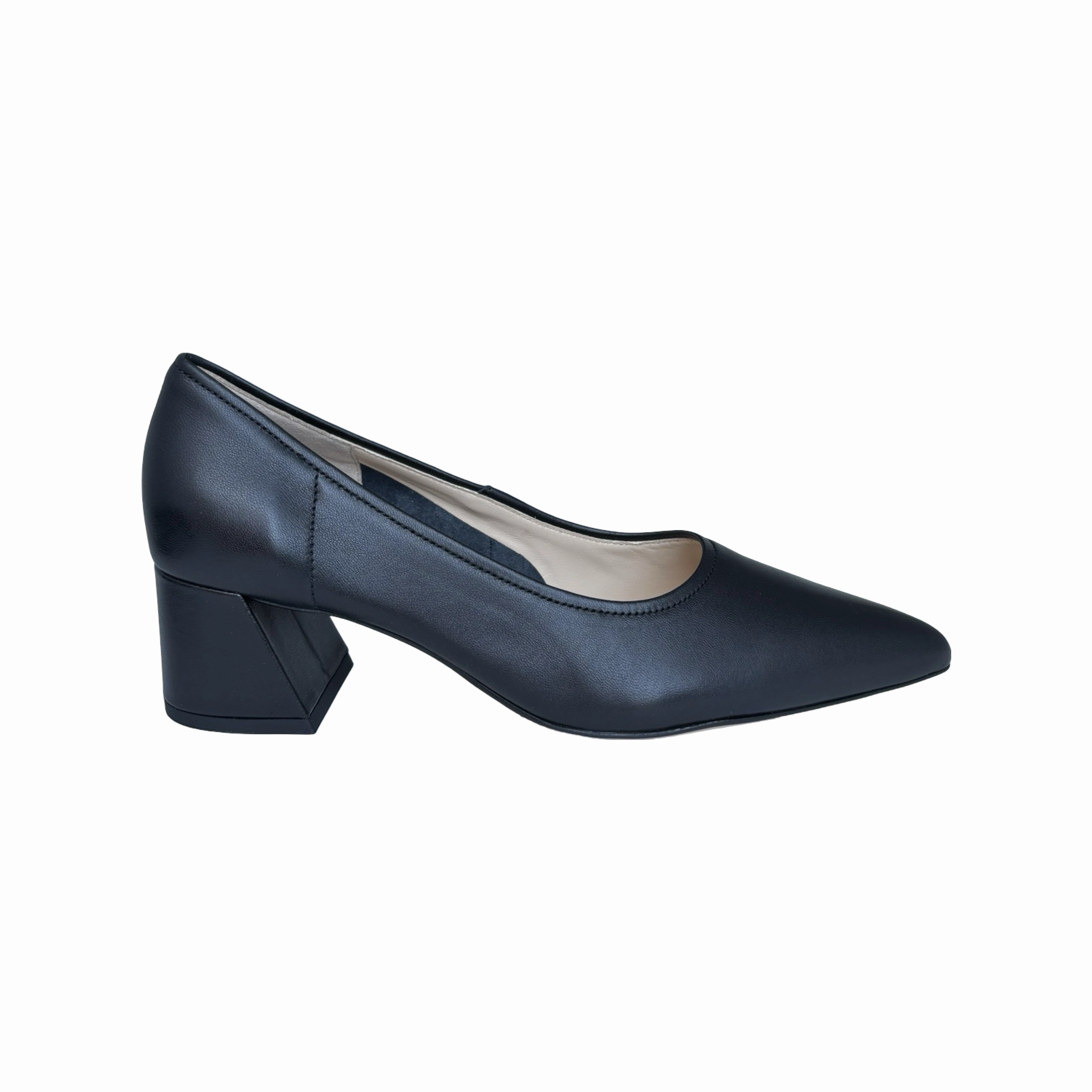 7-104500 Black Leather Pump