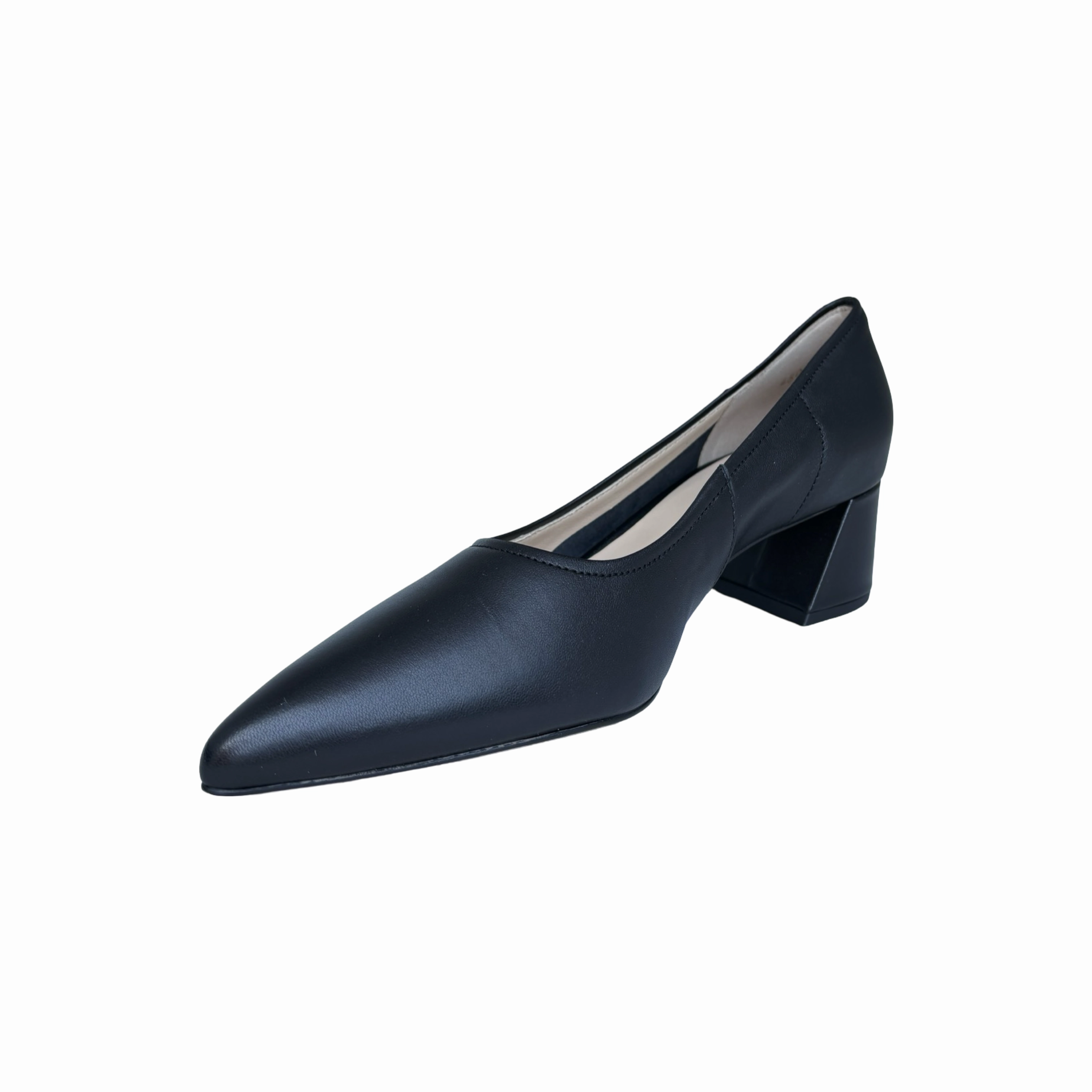 7-104500 Black Leather Pump