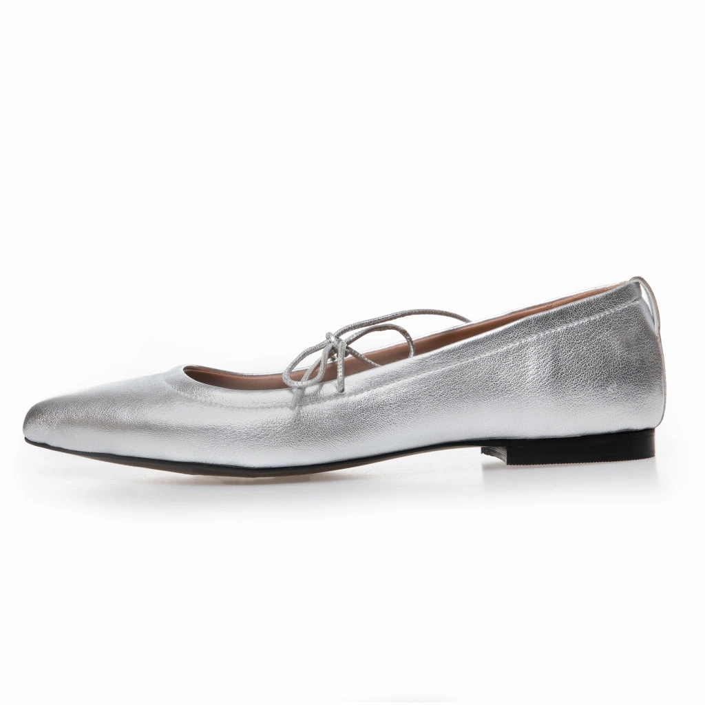A BEAUTY - SILVER