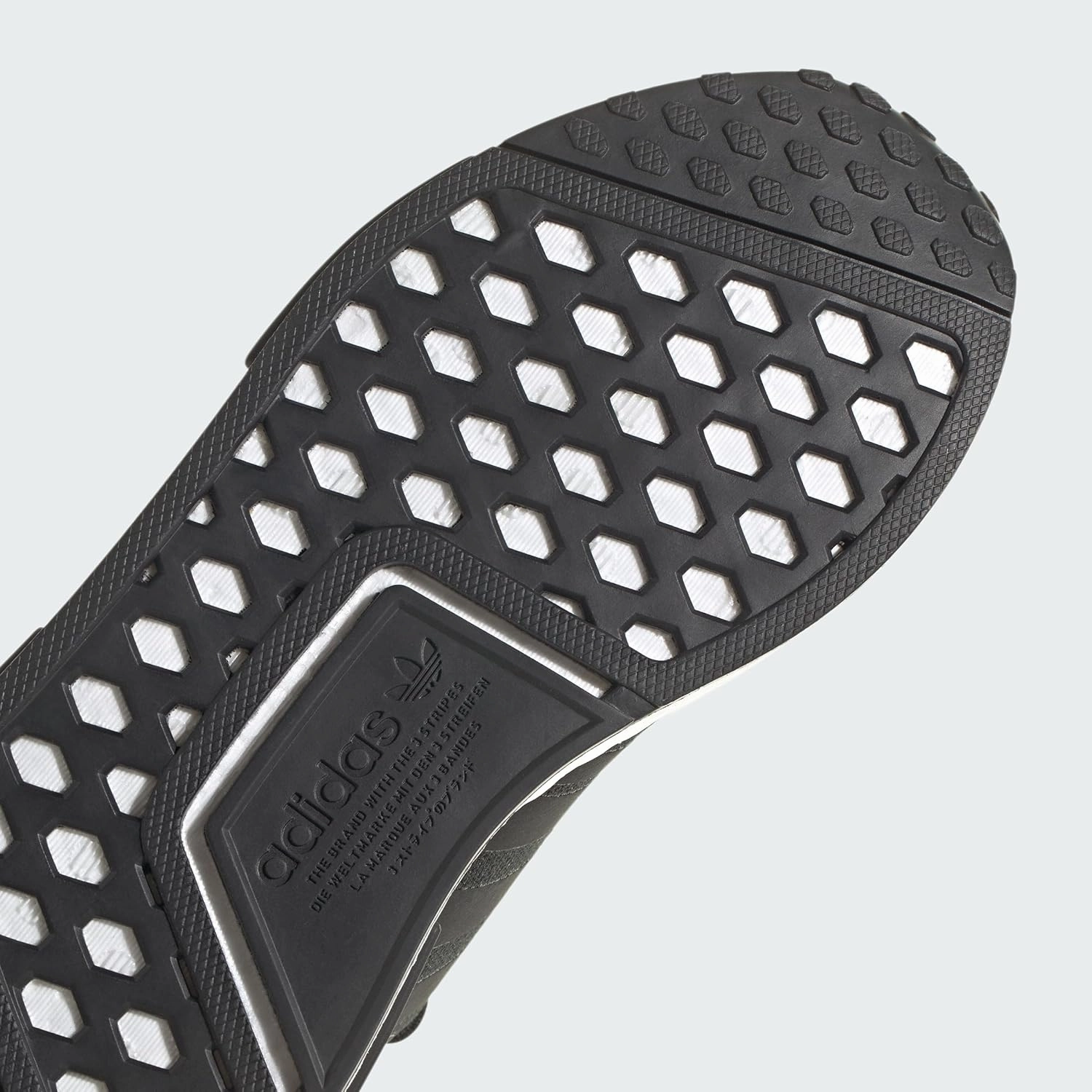 adidas Originals Unisex-Child NMD_r1's Sneaker