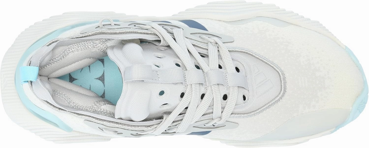 adidas Originals Unisex-Child Trae Young 3 Sneaker