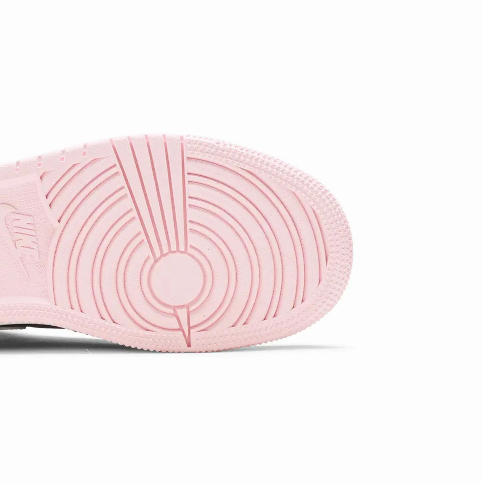 Air Jordan 1 Mid GS 'Arctic Punch'