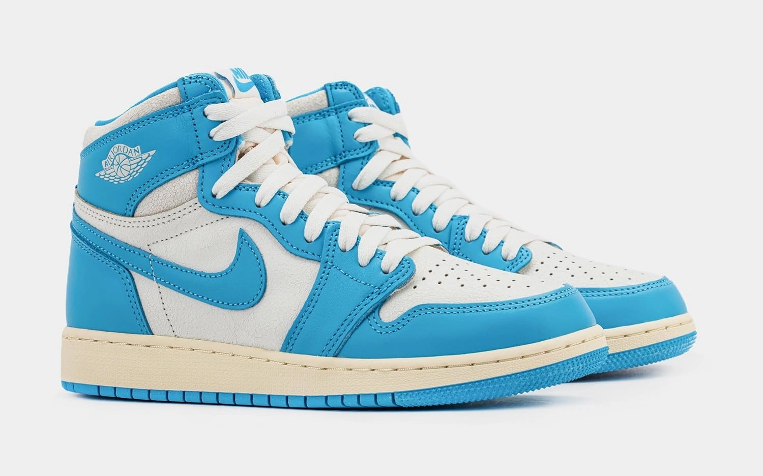 Air Jordan 1 Retro High OG UNC Reimagined Grade School Lifestyle Shoes (Dark Powder Blue/Dark Blue/Sail)