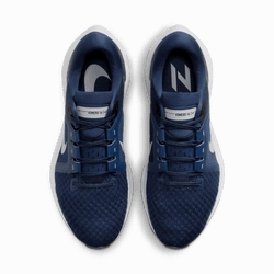 Air Zoom Vomero 16