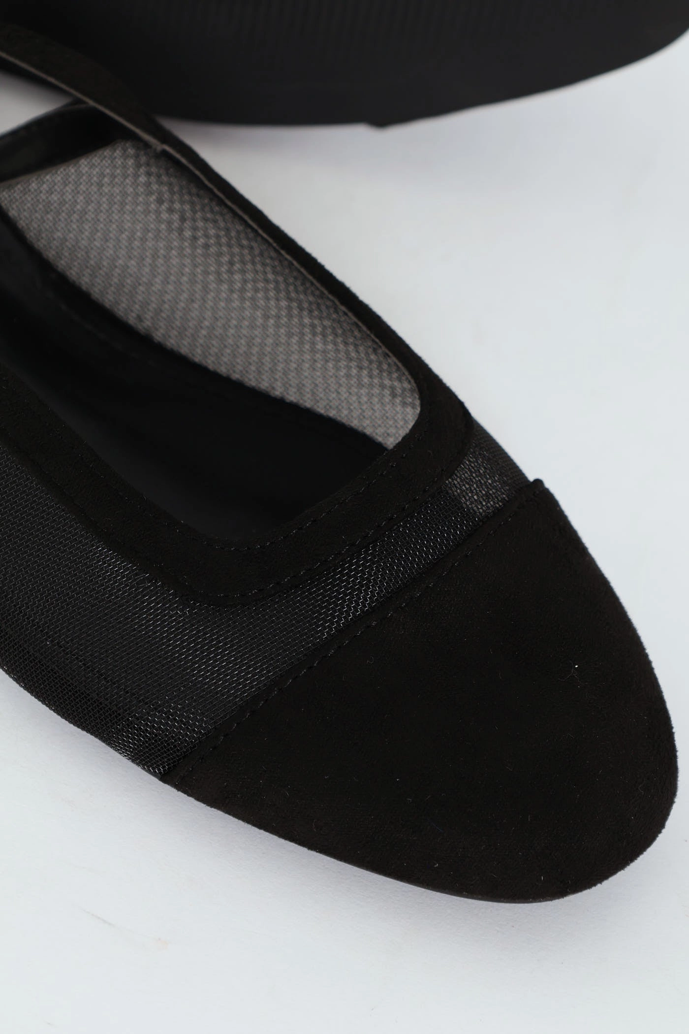 Almond Toe Mesh Sling Back - Black