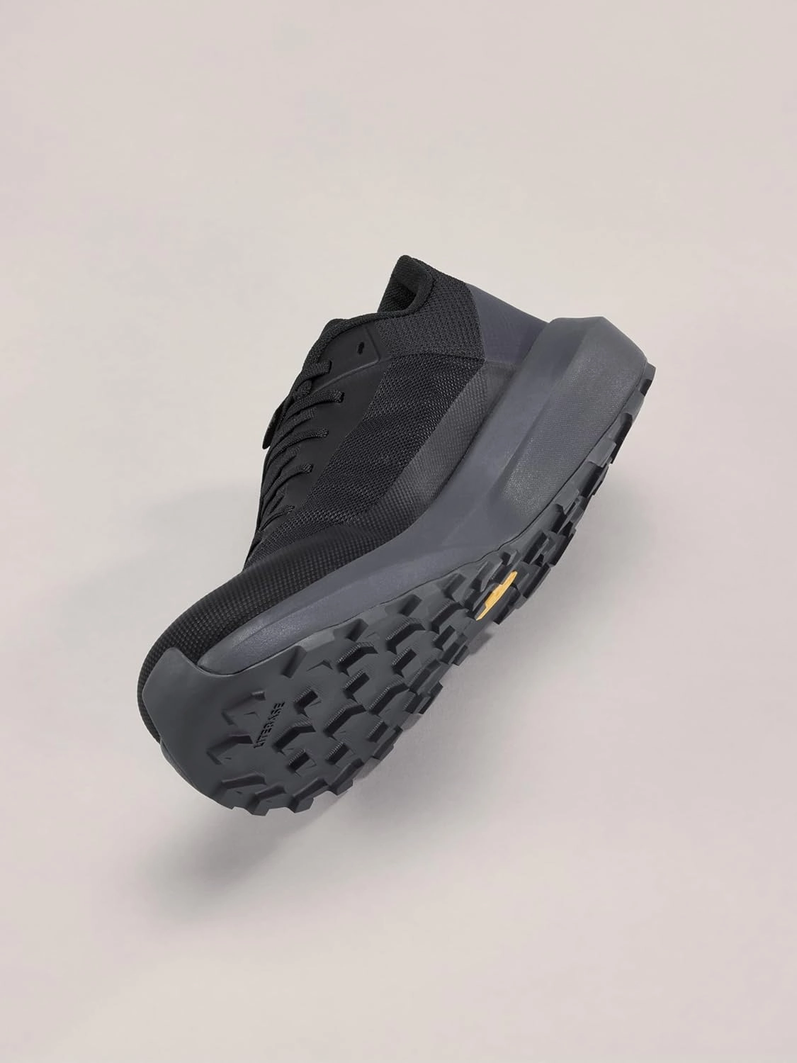 Arc'teryx Women's Norvan LD 4 - Lightweight Mountain Running Shoes for Women, Long Distance Running Shoes for All Terrains