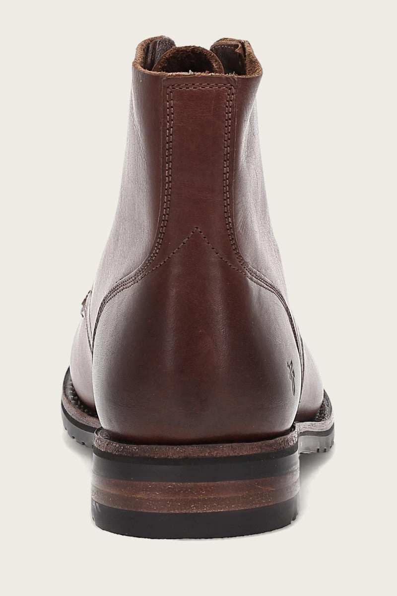 Barrett Lace Up
