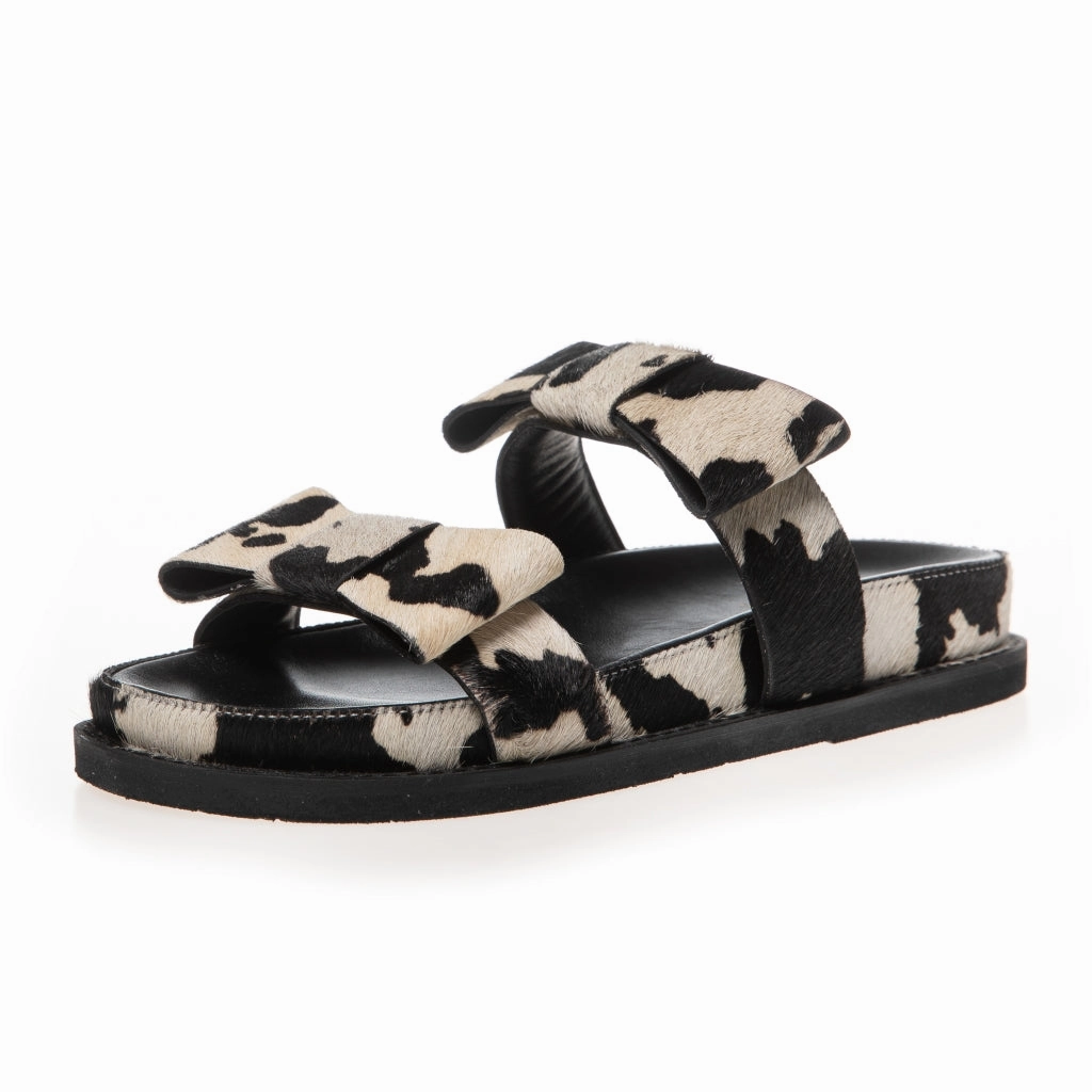BE MY GUEST - COW PATTERN - BLACK/OFF WHITE