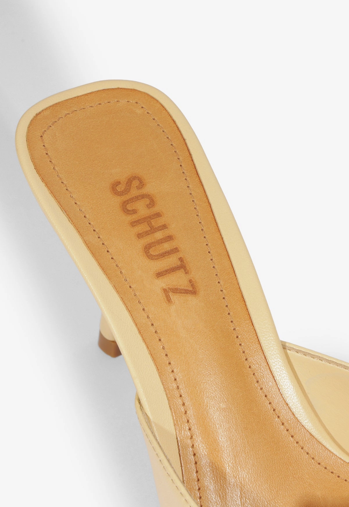 Buffy Mid Stiletto Beige Pump