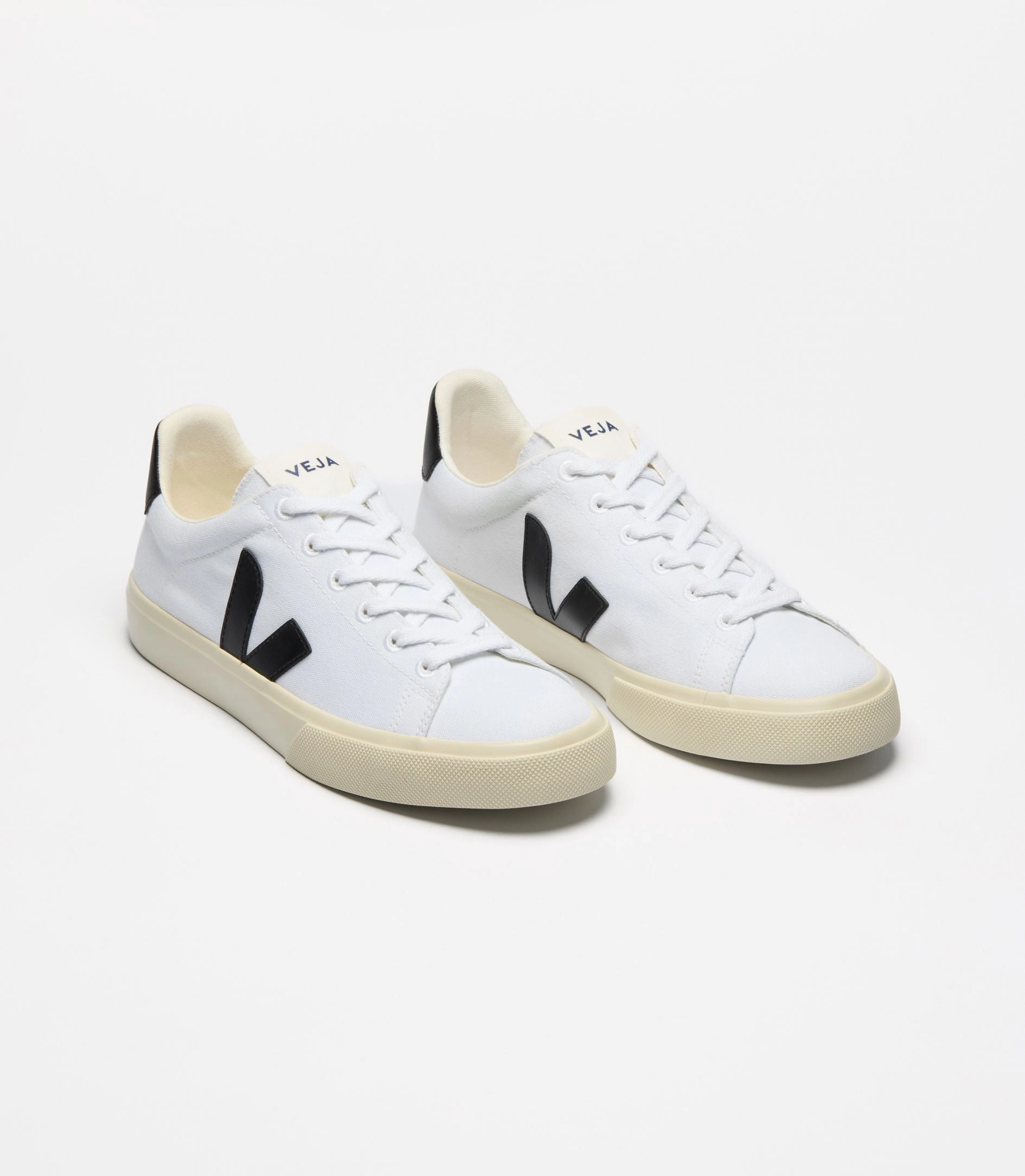 Campo Canvas in White Black from Veja