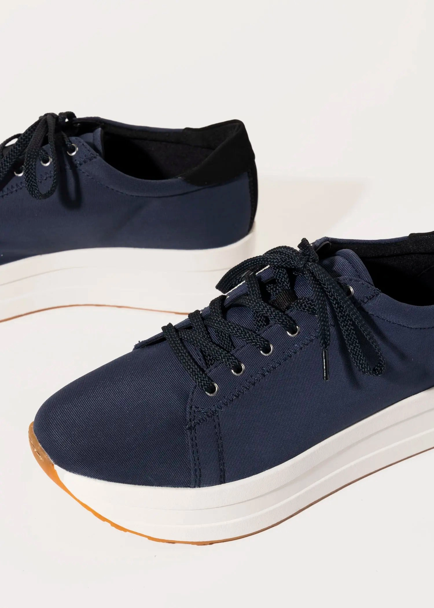 Casey Platform Sneaker