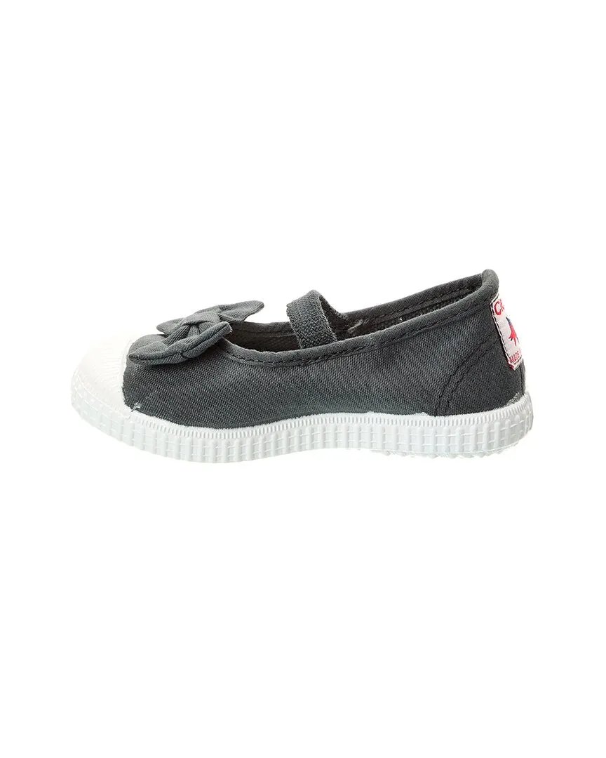 Cienta Canvas Sneaker