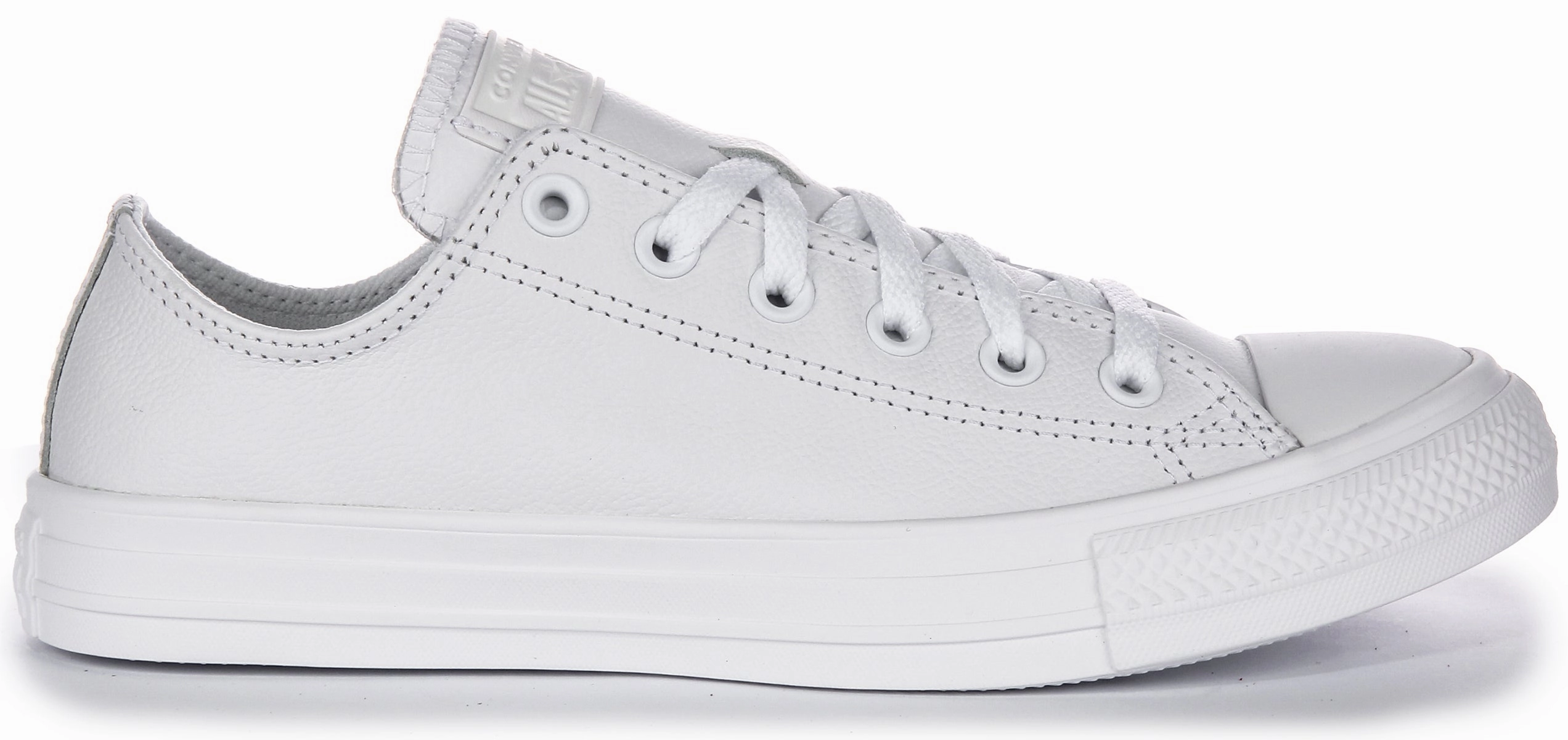 Converse All Star Low 136823C In White Leather Shoes Converse