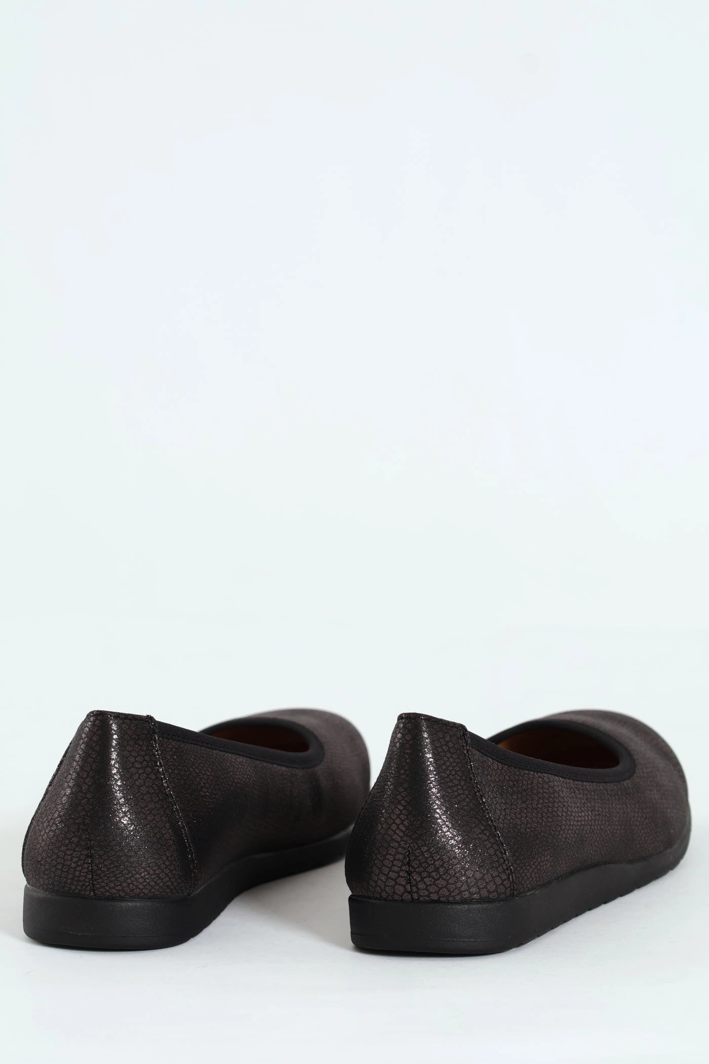 Halen Metalic Animal Elasticated Slip On - Black