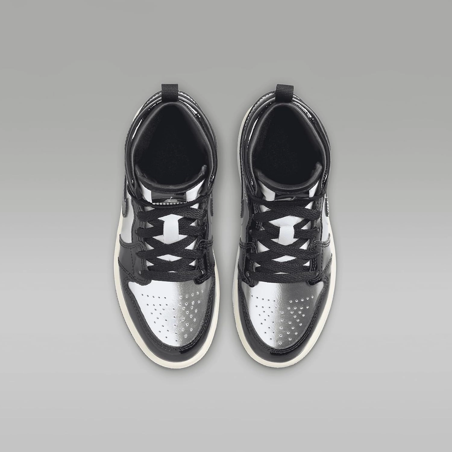 Jordan 1 Mid SE Little Kids' Shoes (FZ3937-001, Black/Metallic Silver/Sail/Metallic Gold)