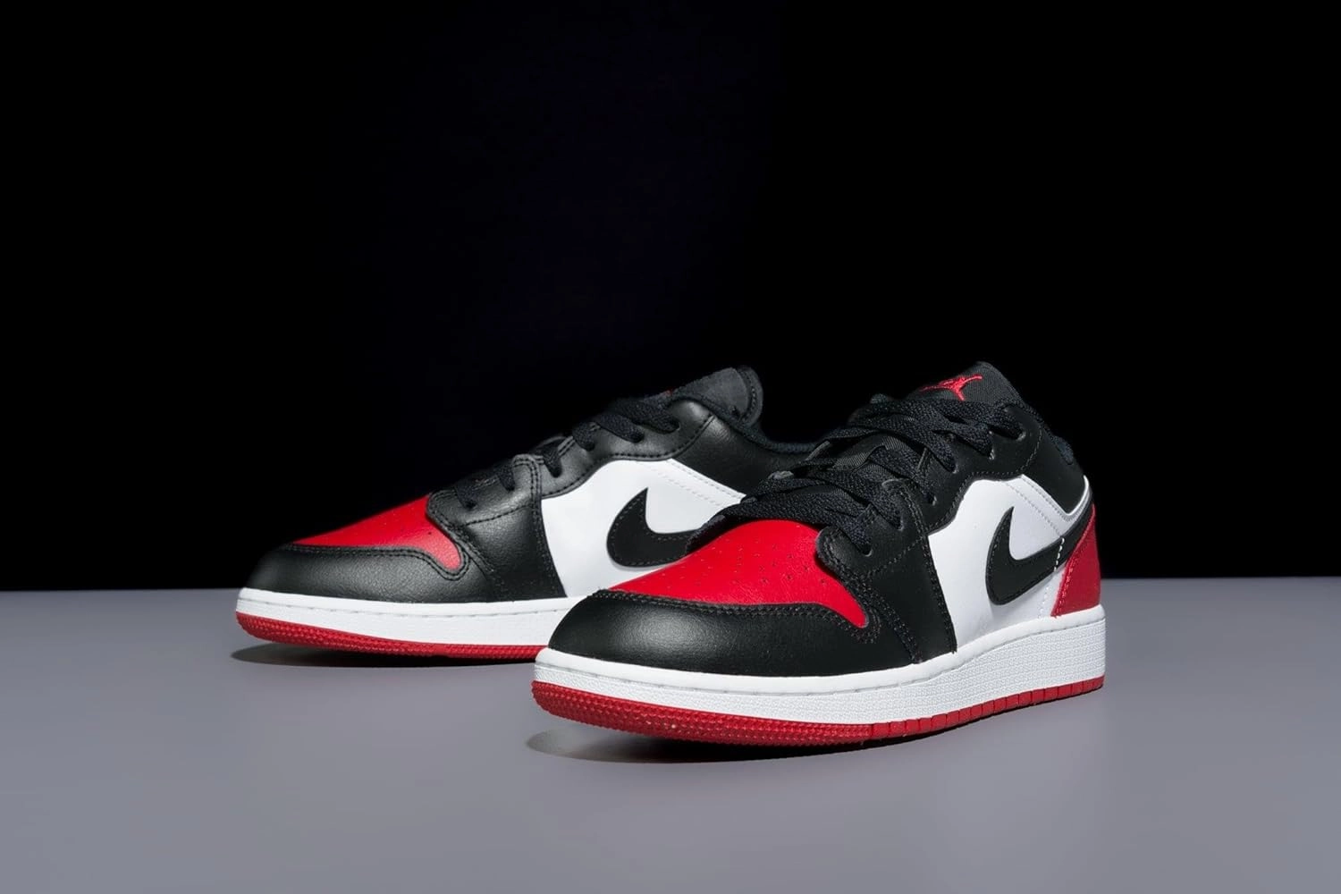 Jordan Boy's Air 1 Low (Big Kid)