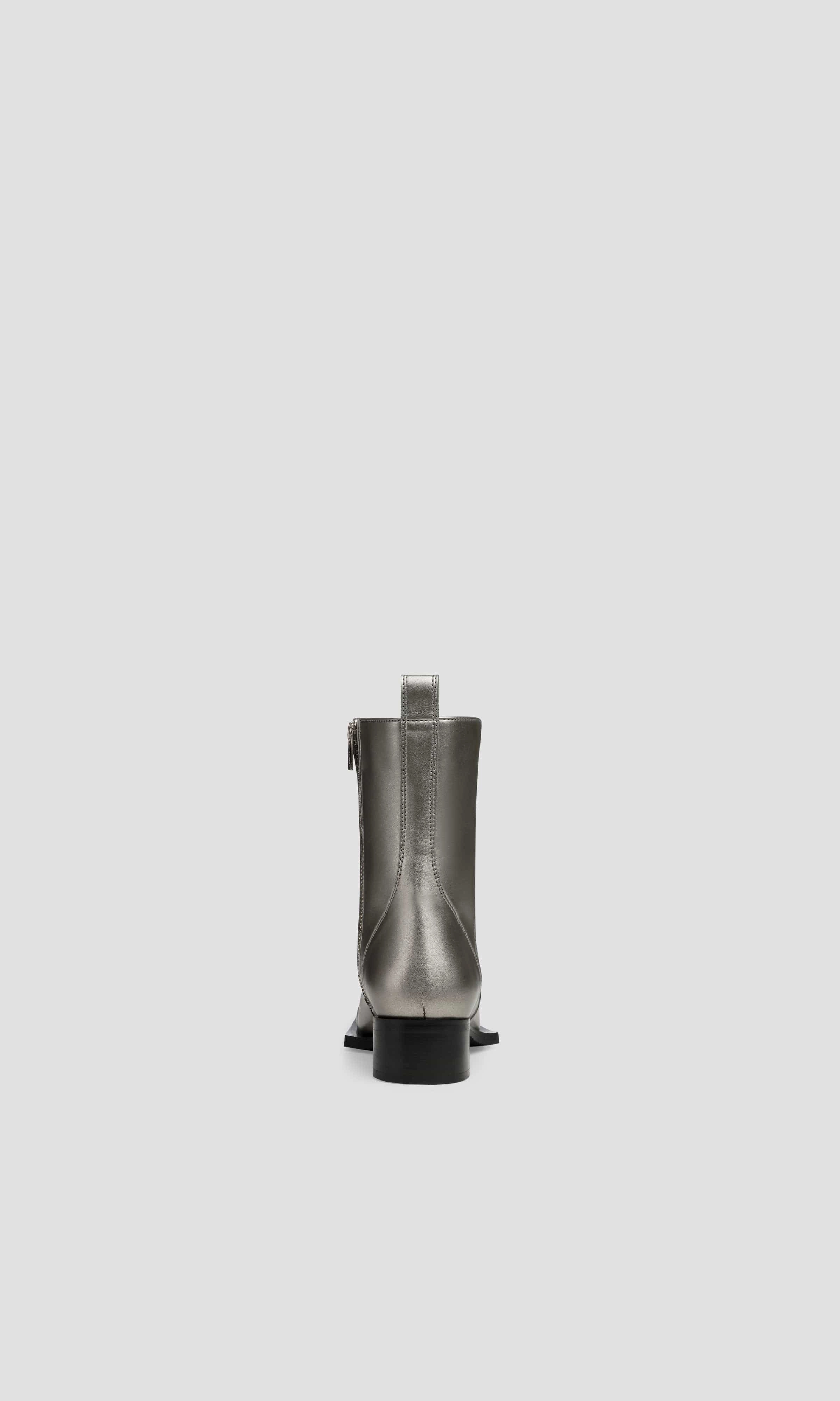 Karel Plus Vegan Apple Leather Ankle Boots | Silver