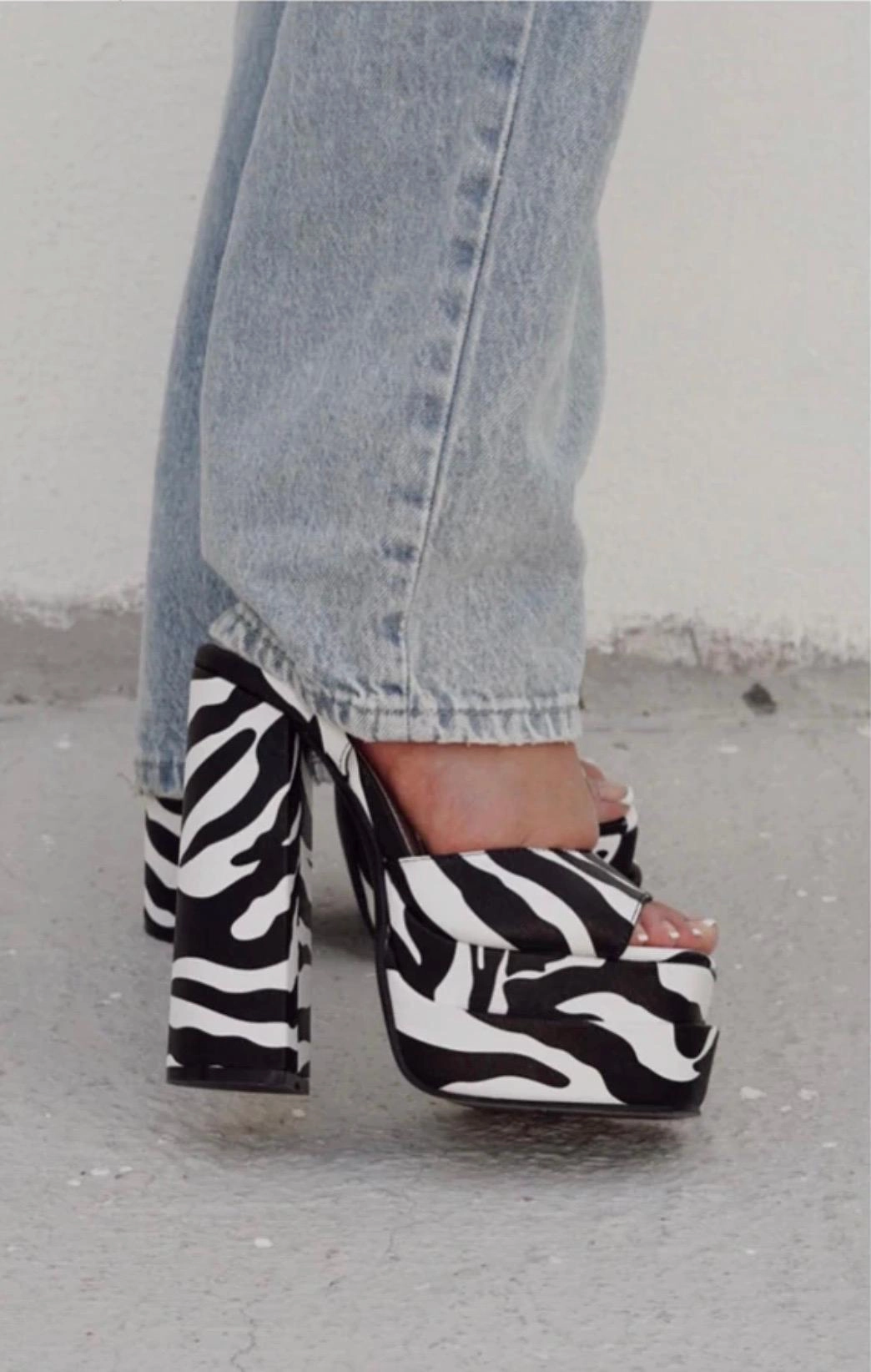 Kendra Heels