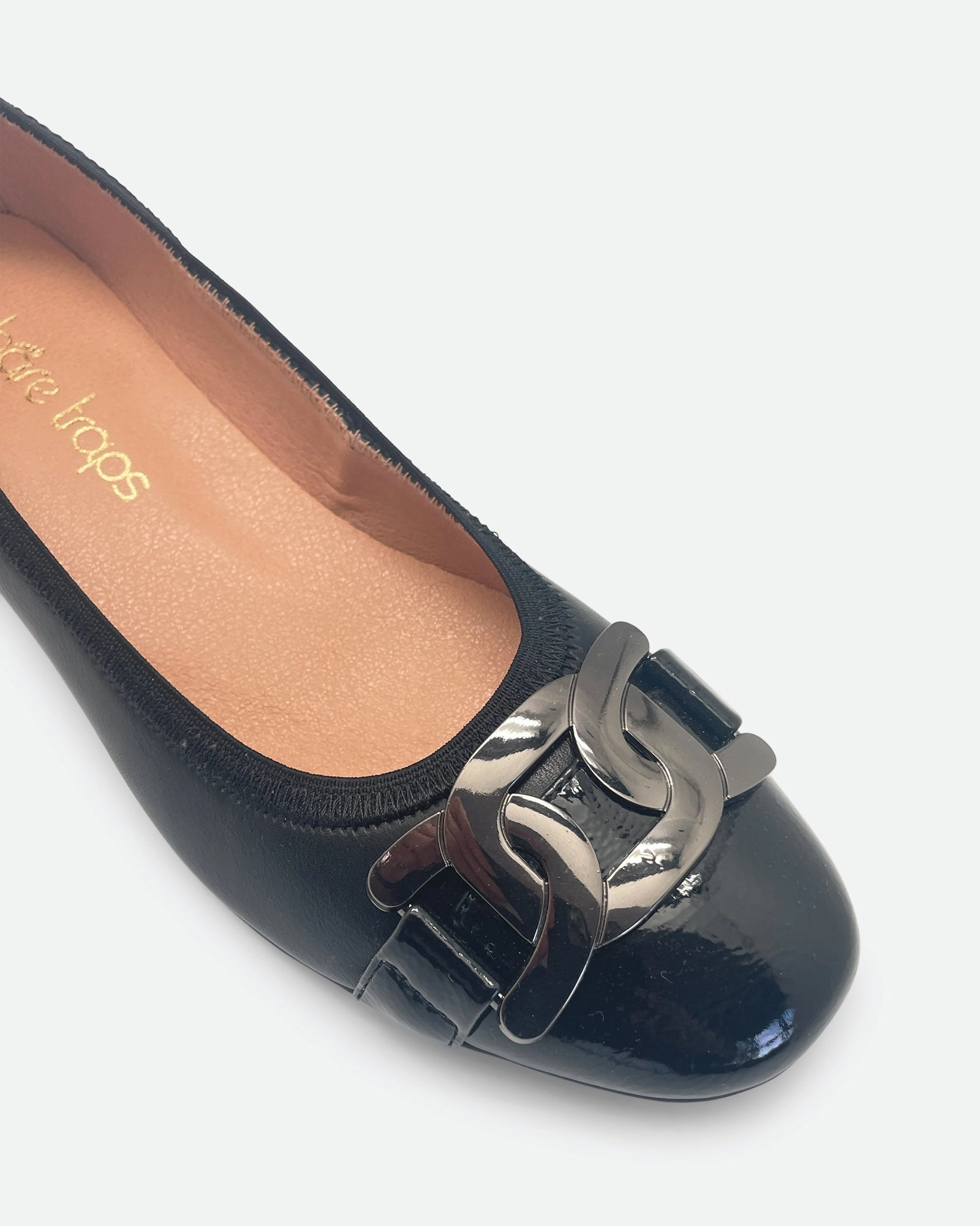 Larella Black