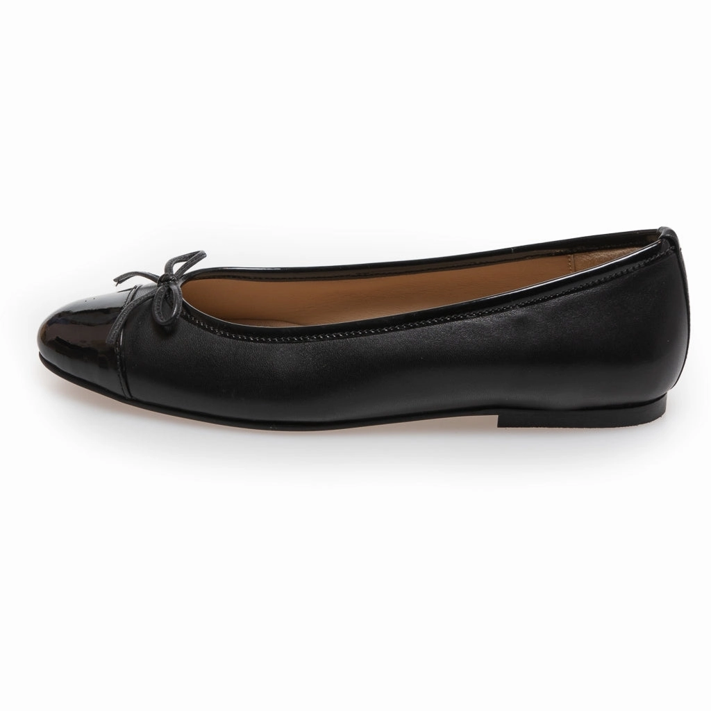 LIKE MOVING - PATENT TOE - Black patent