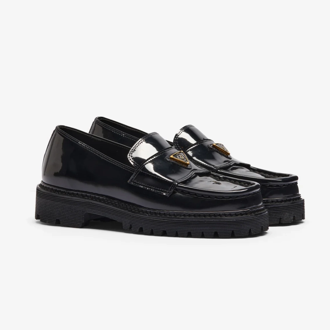 Lulie Patent Loafer in Black from Nskin