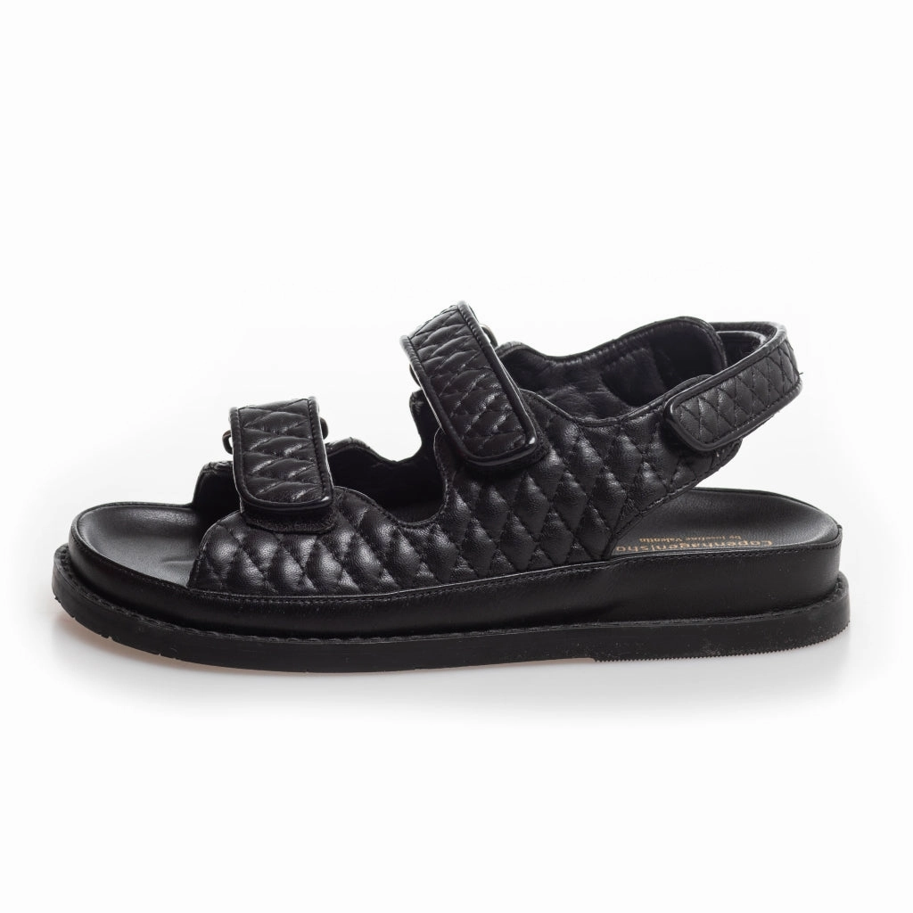 LUXURY - Black