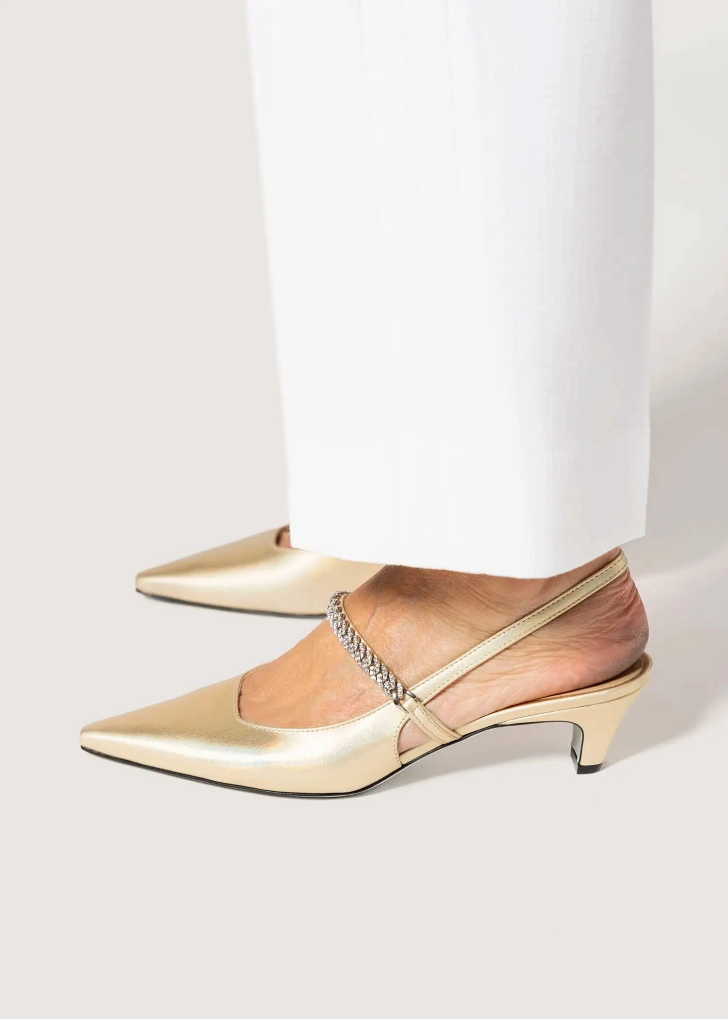 Mallory Slingback Pump