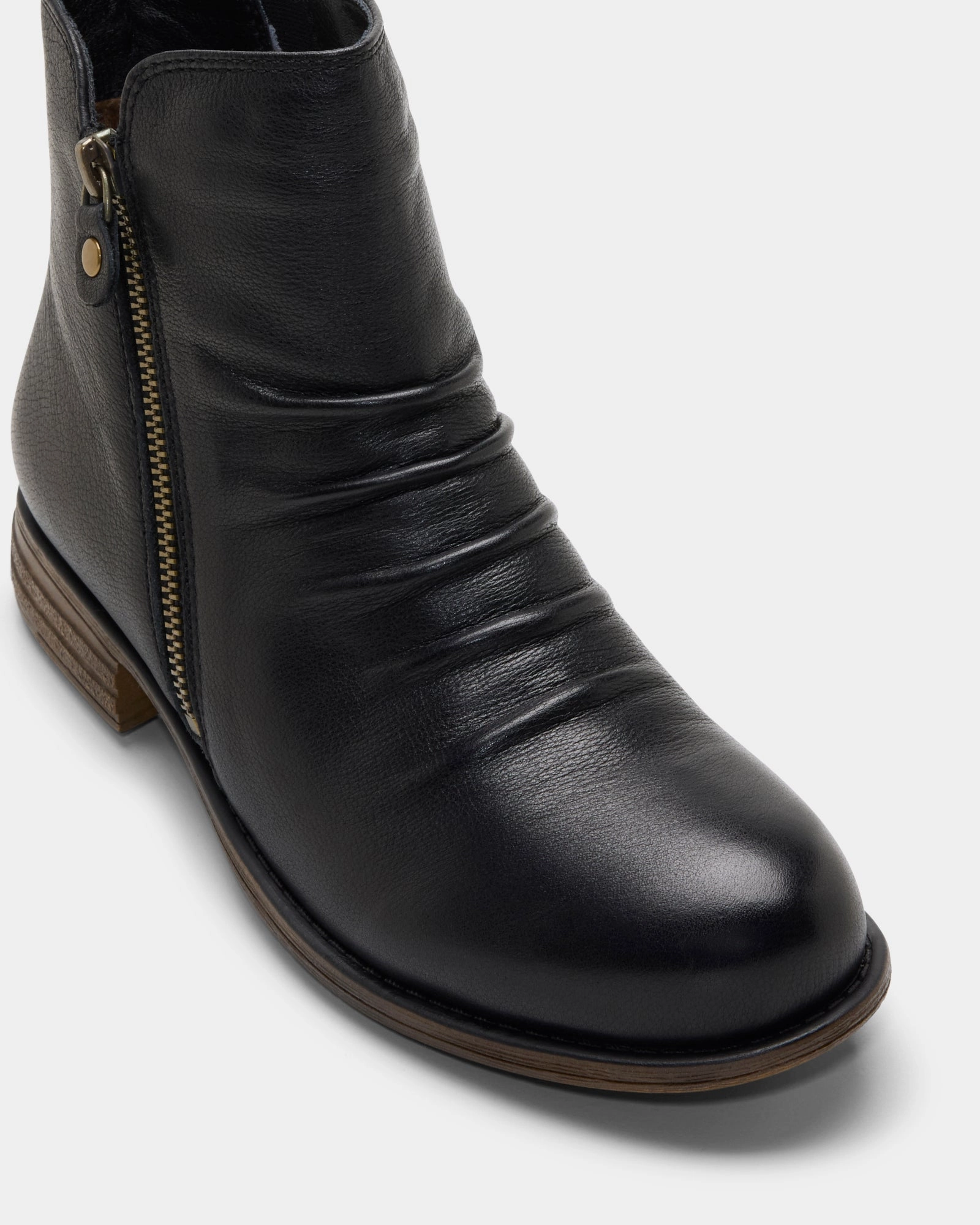 Marella Black