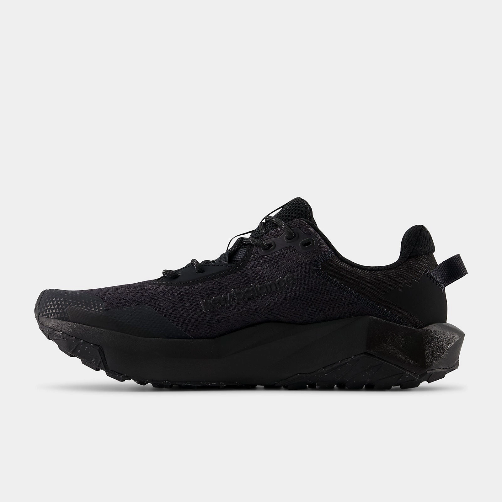 NEW BALANCE MEN'S DYNASOFT NITREL V6 TRIPLE BLACK TRAIL SHOES