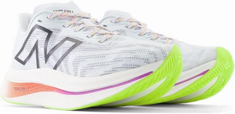 New Balance Women's FuelCell Supercomp Trainer V2 Running Shoe