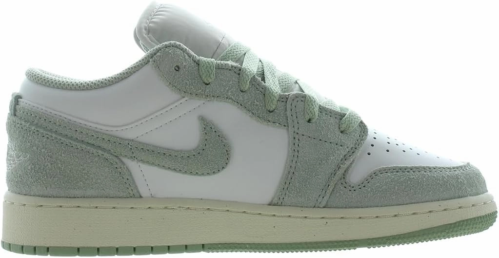 Nike Air Jordan 1 Low SE GS Boys Shoes