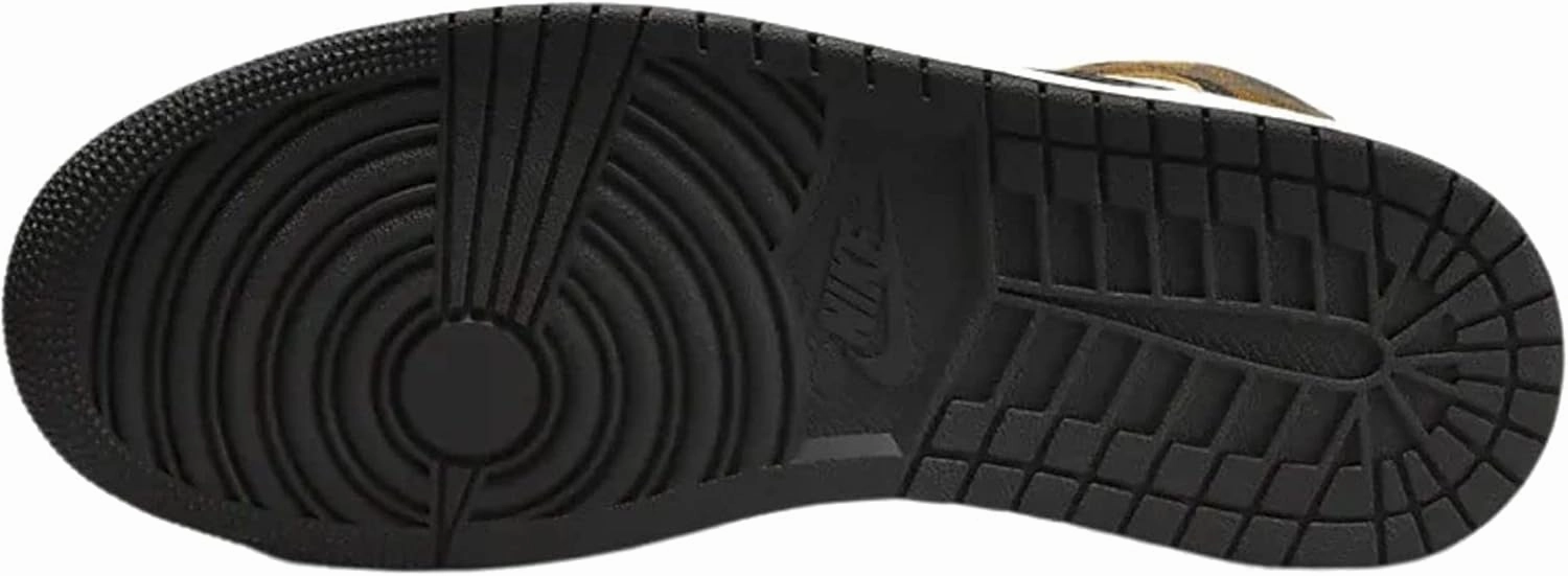 Nike Boy's Air Jordan 1 Mid Shoes