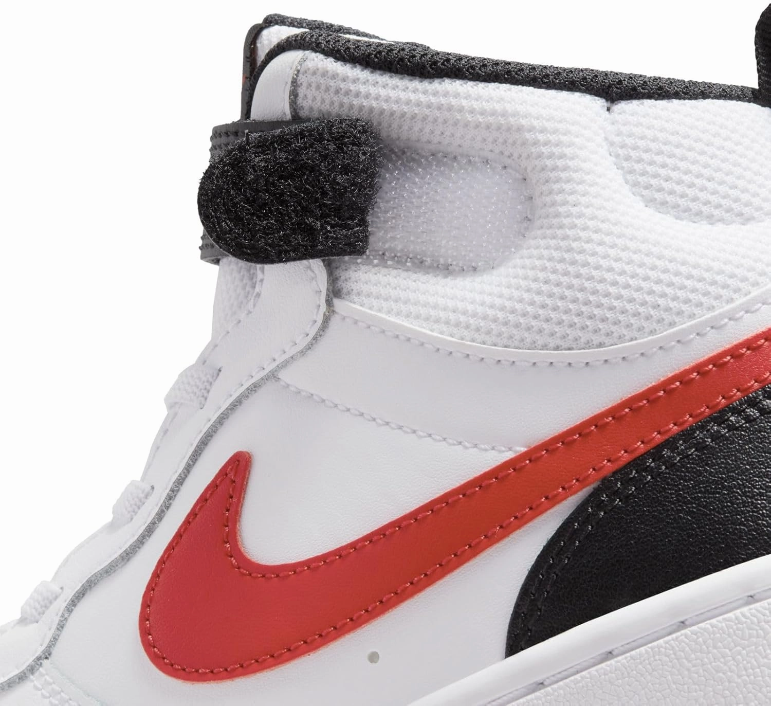 NIKE Boy's Sneaker