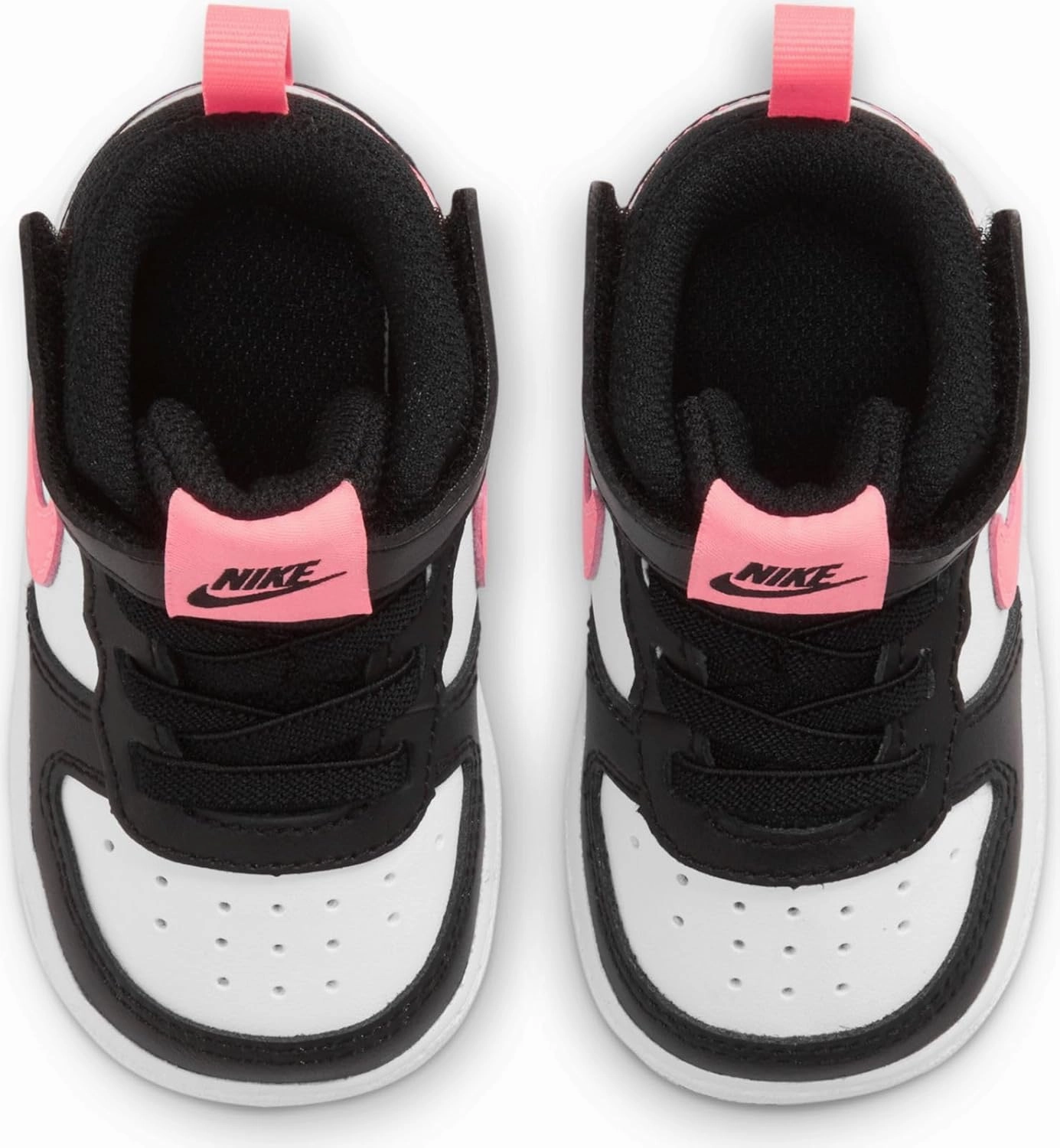 NIKE Boy's Sneaker