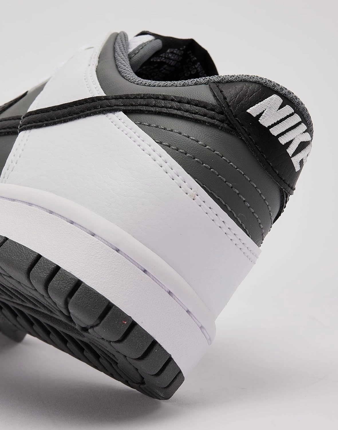 Nike Dunk Low Grade-School (HJ9202-100, White/Black)