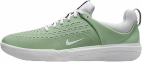 Nike SB Zoom Nyjah 3 Skate Shoes (DJ6130-300, Enamel Green/Enamel Green/White/White)