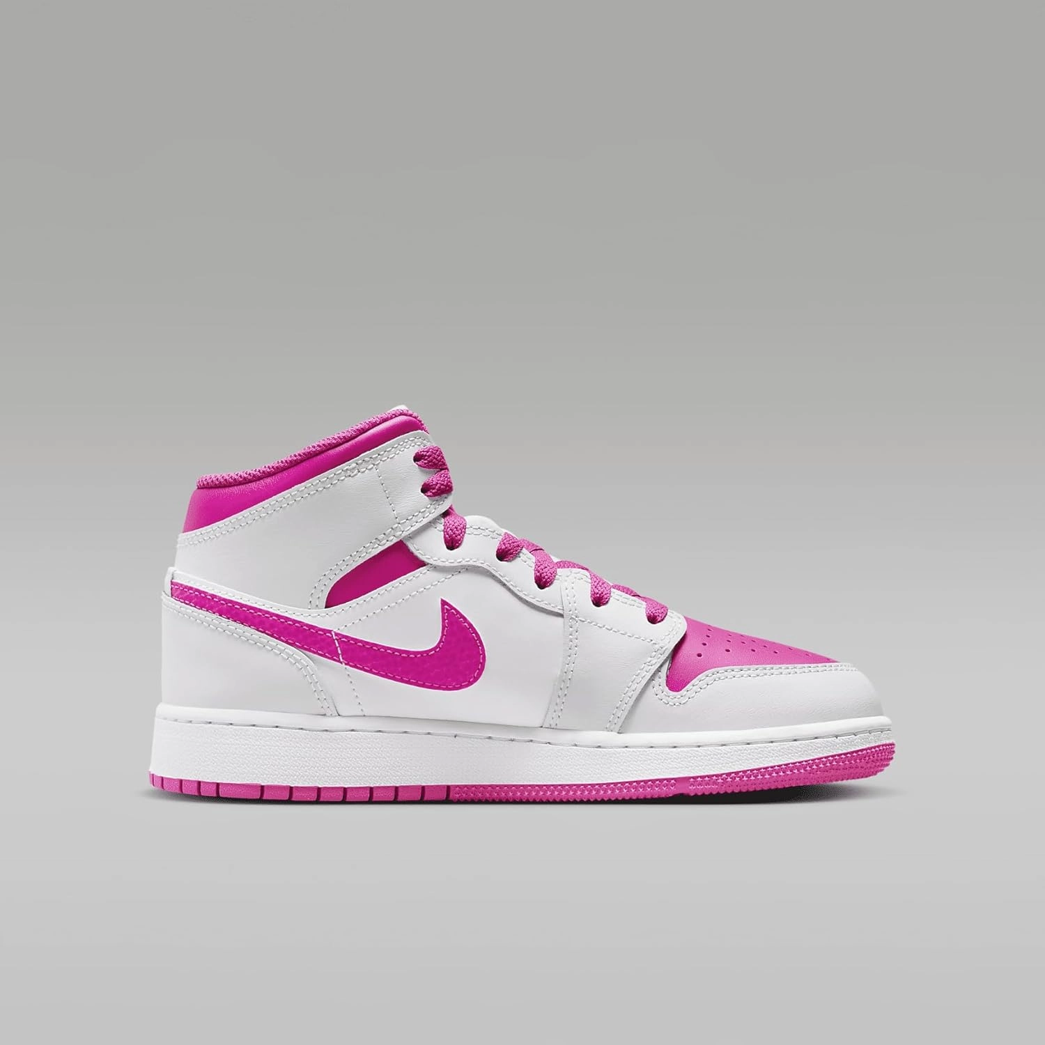 Nike Unisex-Child Modern