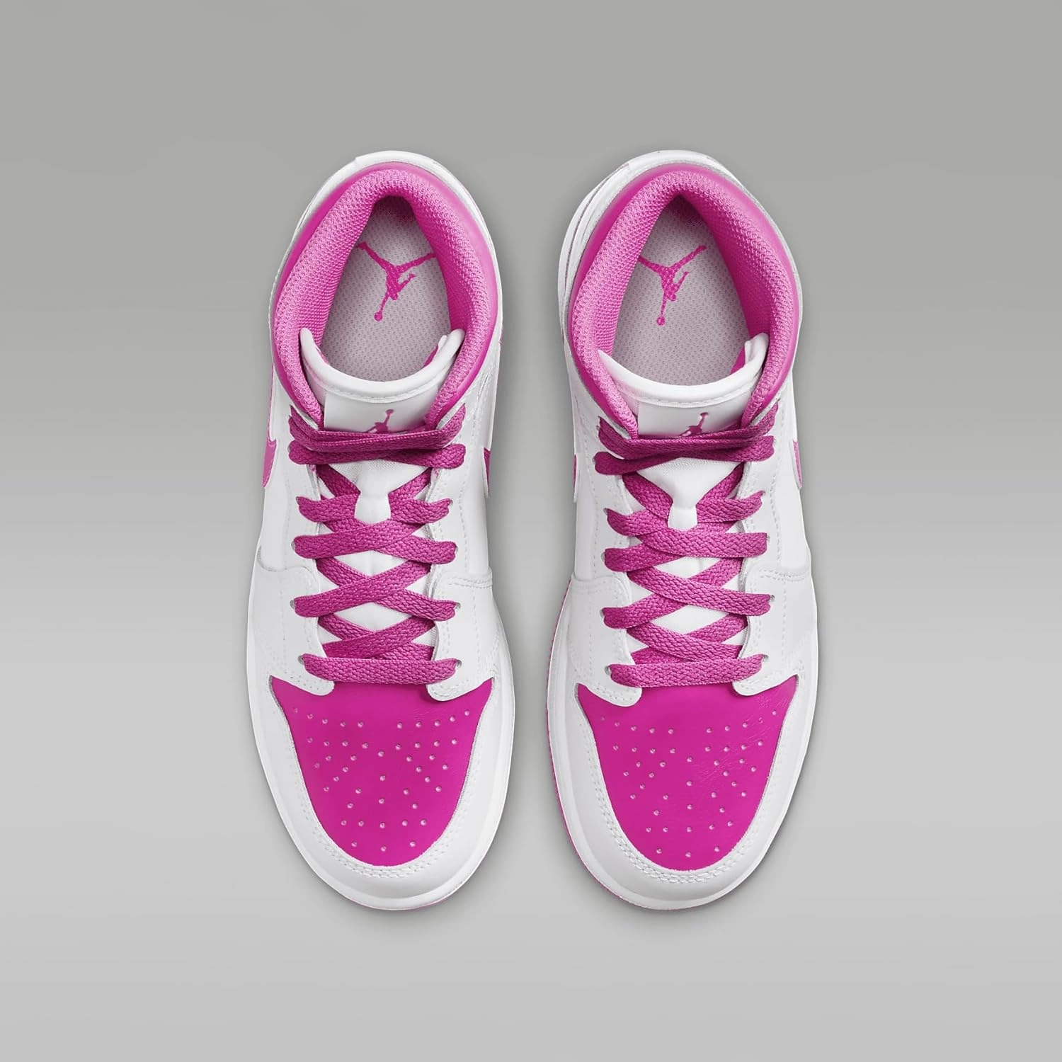 Nike Unisex-Child Modern