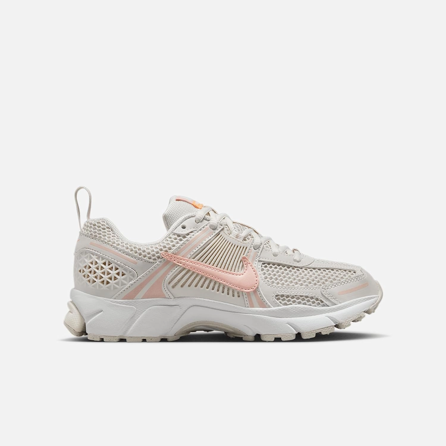 Nike Vomero 5 Big Kids' Shoes (HF6998-003, Phantom/Light Orewood Brown/White/Echo Pink)