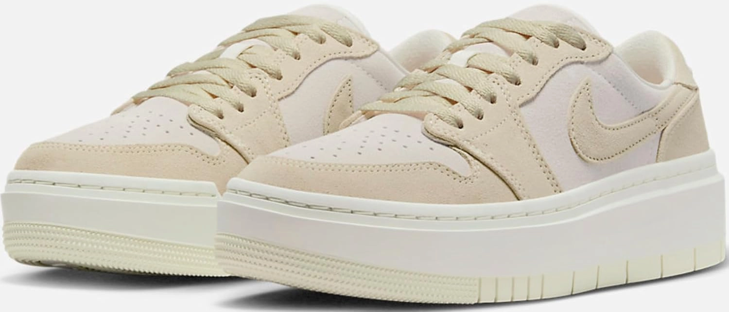 Nike Women's Modern