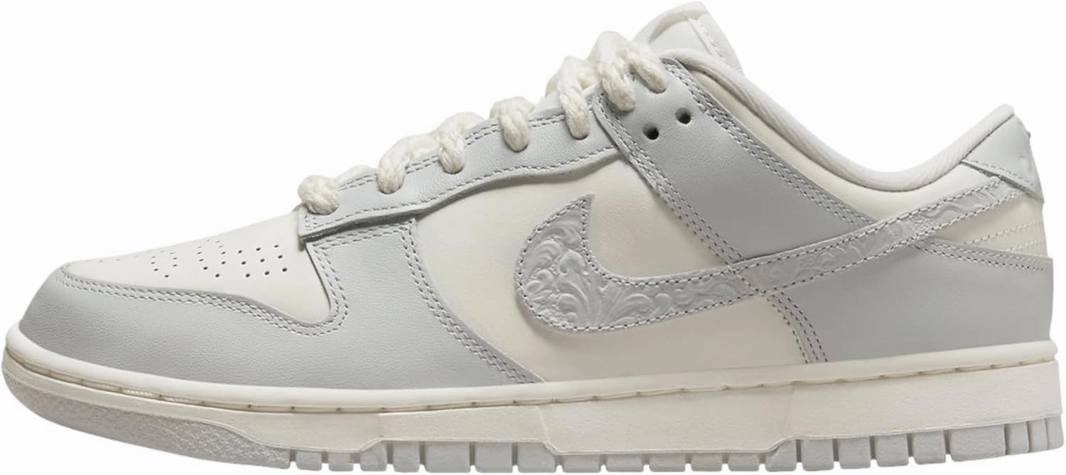 Nike Women's Modern