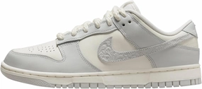 Nike Women's Modern