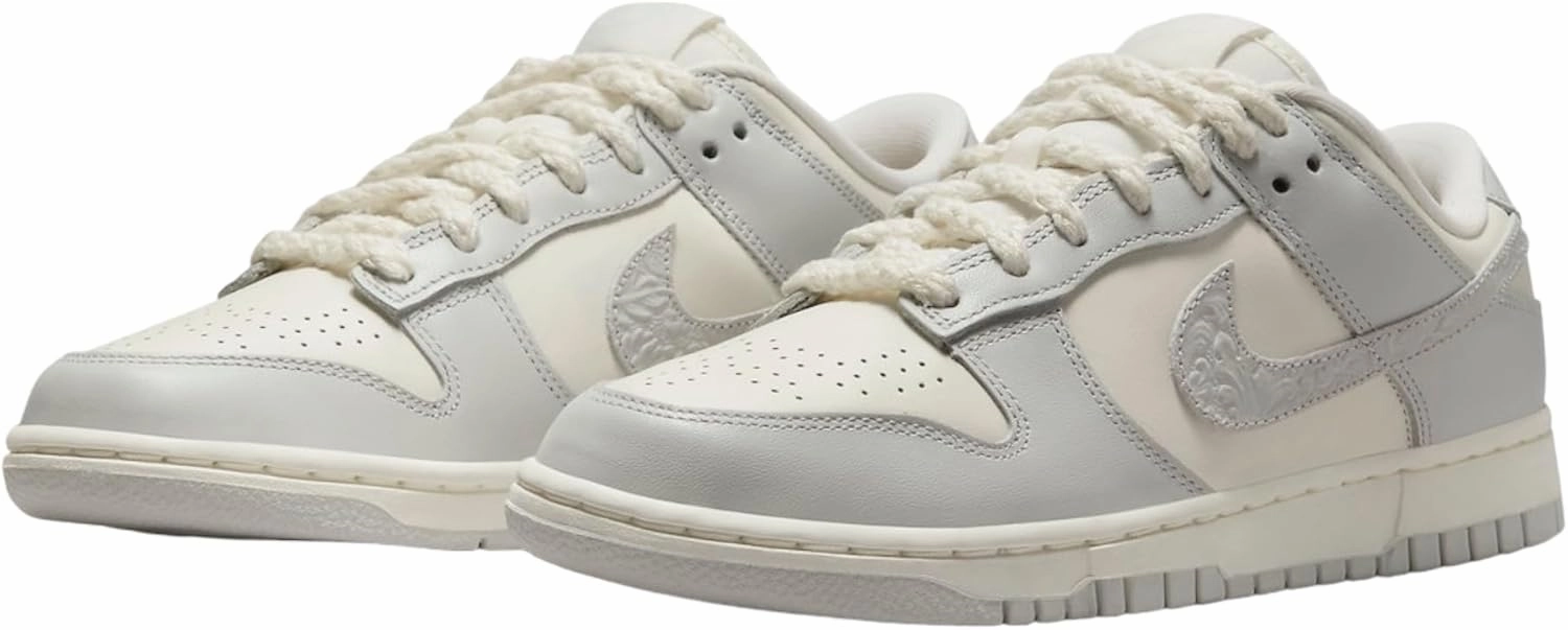 Nike Women's Modern