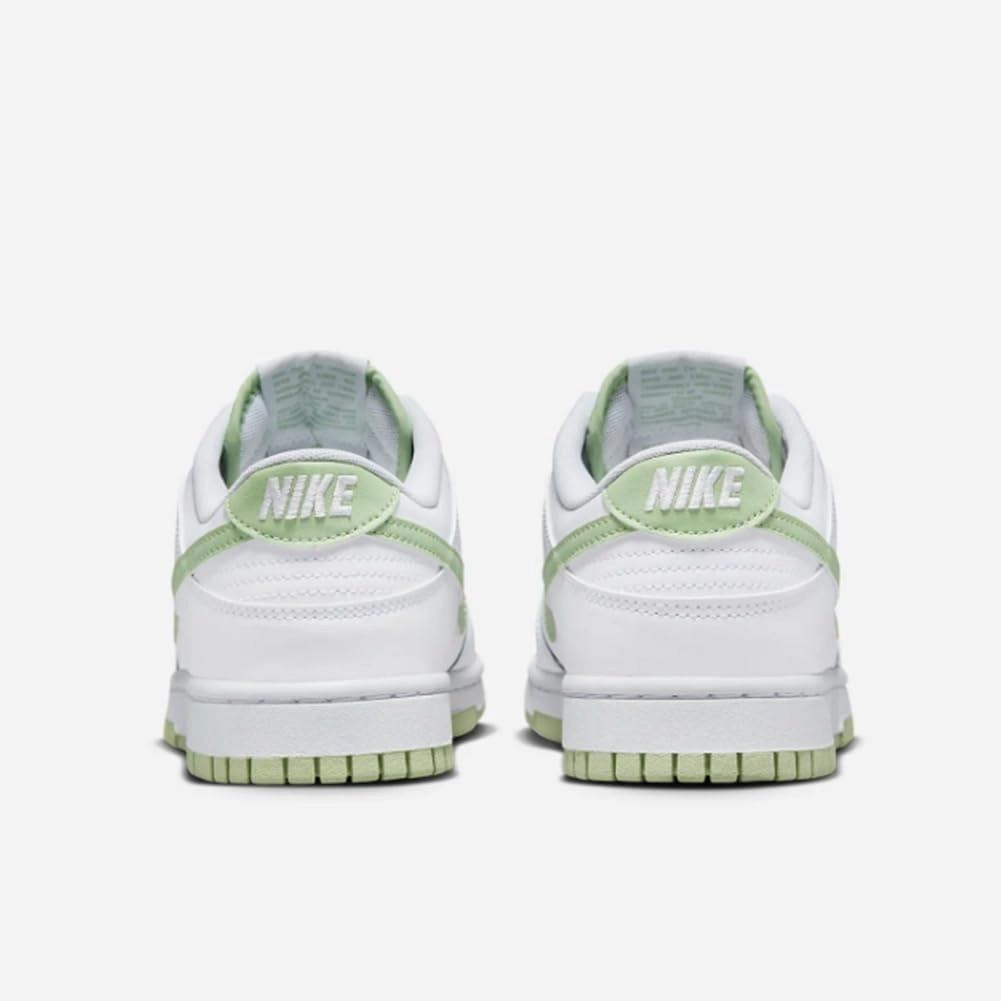 Nike Women's Retro Sneaker