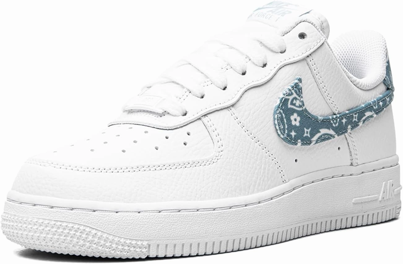 Nike Women's Sporty