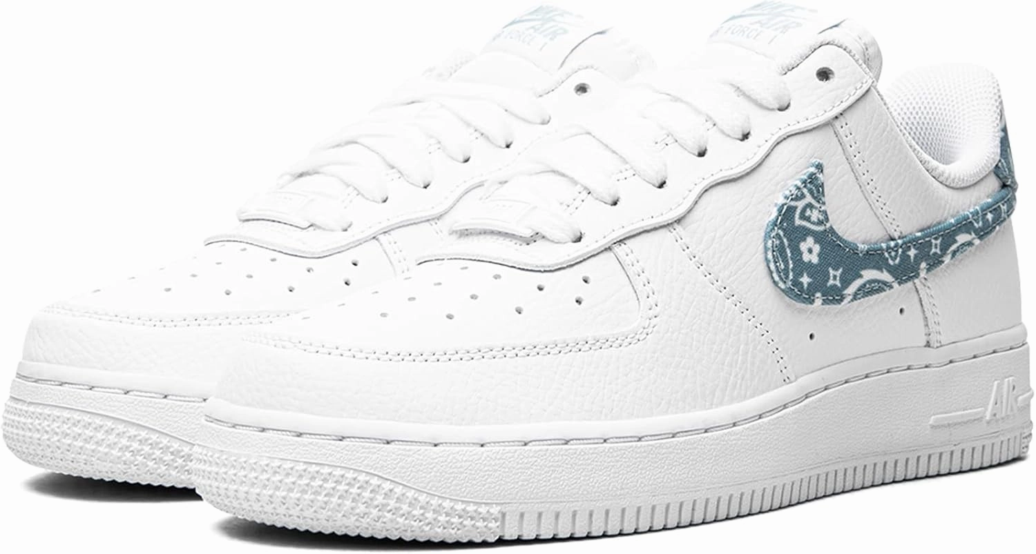 Nike Women's Sporty