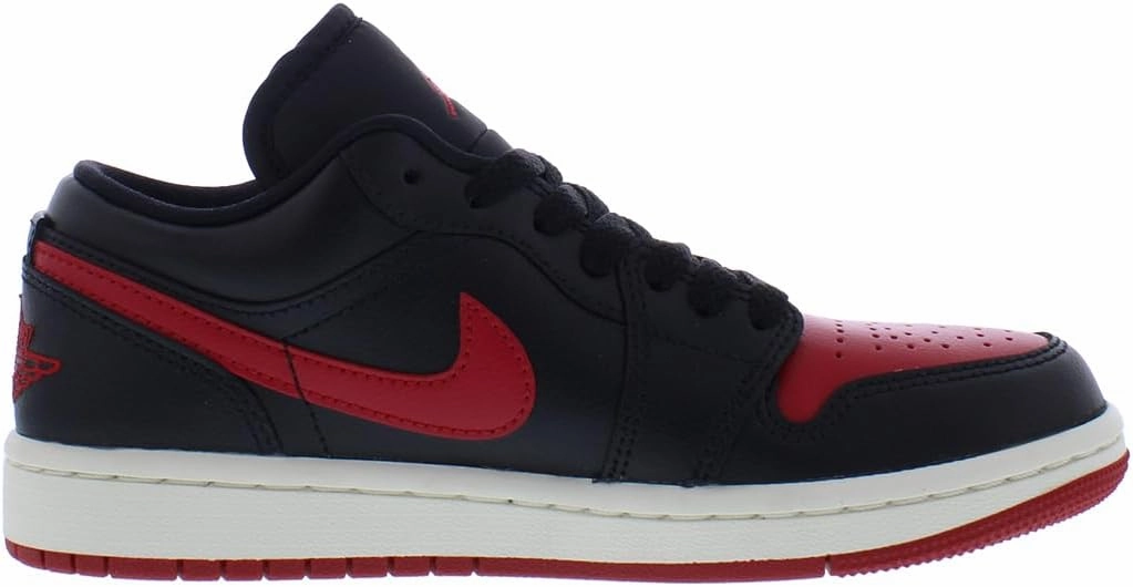 Nike Women's WMNS Air Jordan 1 Low Sneaker
