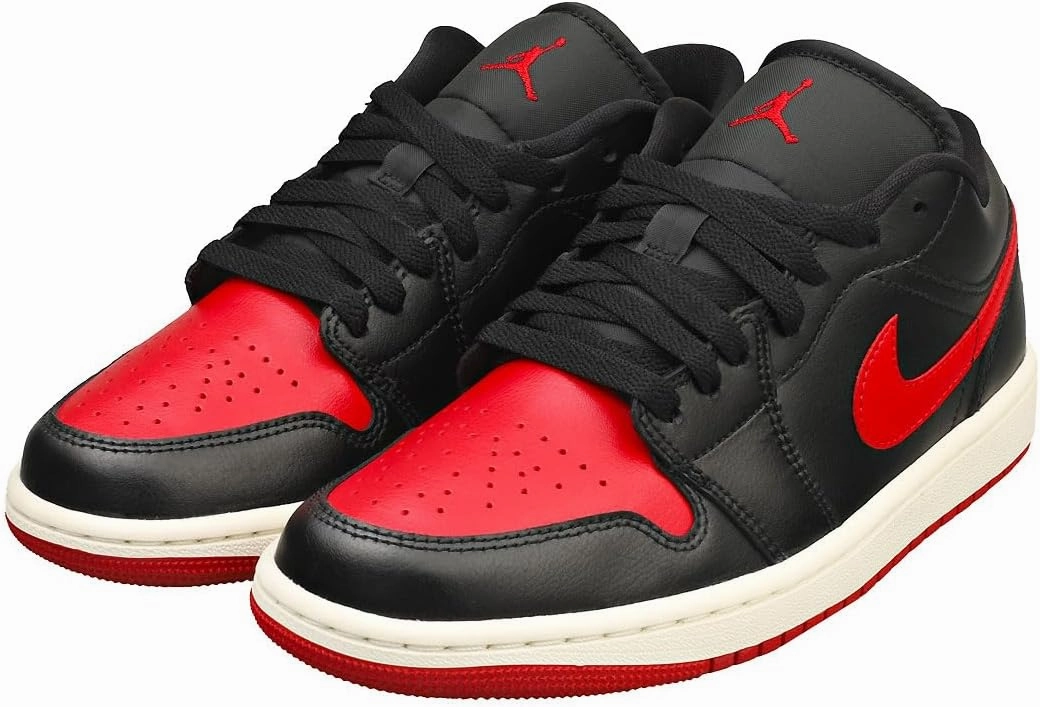 NIKE Women's Wmns Air Jordan 1 Mid Basketball Shoe